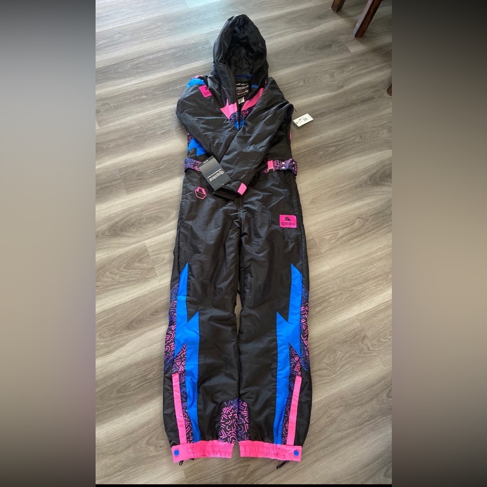 Ski suit